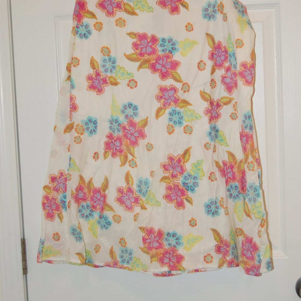 Sigrid Olson Sport 100% Cotton White/Blue/Green/Pink Flowered Skirt Size 12 - Picture 5 of 8